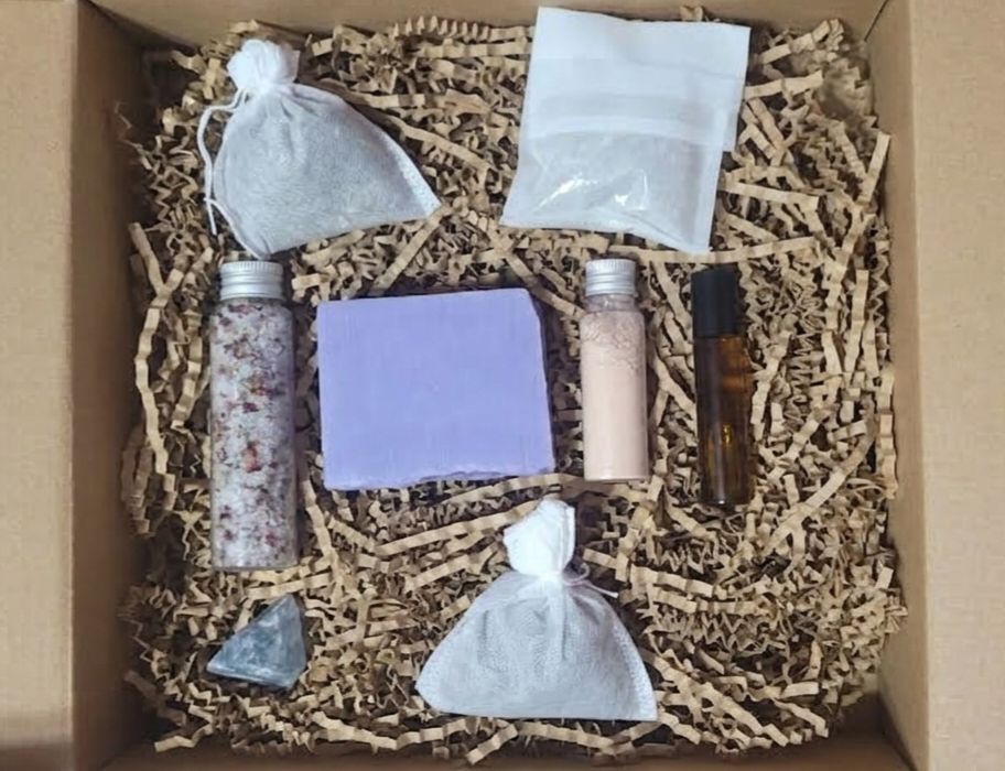 De-Stress botanical wellness box